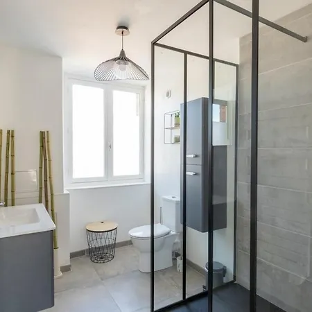 Des Arts Apartmán