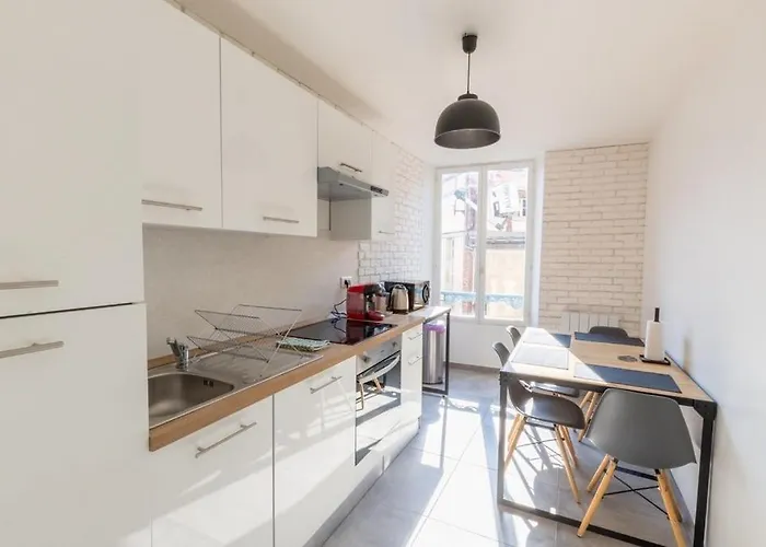 Des Arts Apartment Epernay